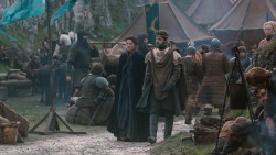 extant_GameOfThrones_2x03-WhatIsDeadMayNeverDie_1266