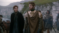 extant_GameOfThrones_2x03-WhatIsDeadMayNeverDie_1307