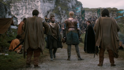 extant_GameOfThrones_2x03-WhatIsDeadMayNeverDie_1354