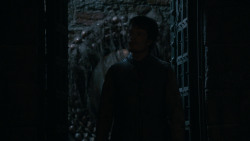 extant_GameOfThrones_2x03-WhatIsDeadMayNeverDie_1414