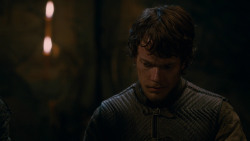 extant_GameOfThrones_2x03-WhatIsDeadMayNeverDie_1586