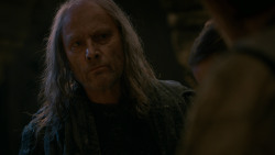 extant_GameOfThrones_2x03-WhatIsDeadMayNeverDie_1605