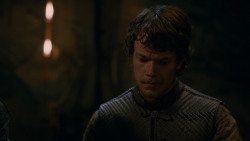 extant_GameOfThrones_2x03-WhatIsDeadMayNeverDie_1614