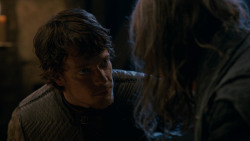 extant_GameOfThrones_2x03-WhatIsDeadMayNeverDie_1702