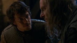 extant_GameOfThrones_2x03-WhatIsDeadMayNeverDie_1731