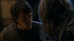 extant_GameOfThrones_2x03-WhatIsDeadMayNeverDie_1743