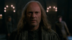 extant_GameOfThrones_2x03-WhatIsDeadMayNeverDie_1838