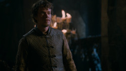 extant_GameOfThrones_2x03-WhatIsDeadMayNeverDie_1848