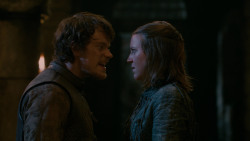 extant_GameOfThrones_2x03-WhatIsDeadMayNeverDie_1862