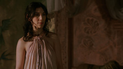 extant_GameOfThrones_2x03-WhatIsDeadMayNeverDie_1946
