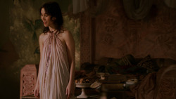 extant_GameOfThrones_2x03-WhatIsDeadMayNeverDie_1951