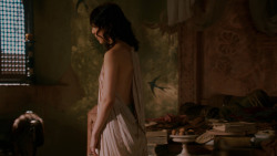 extant_GameOfThrones_2x03-WhatIsDeadMayNeverDie_1953