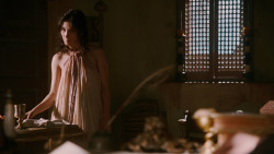 extant_GameOfThrones_2x03-WhatIsDeadMayNeverDie_1964