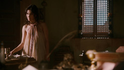 extant_GameOfThrones_2x03-WhatIsDeadMayNeverDie_1968