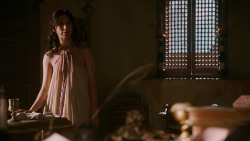 extant_GameOfThrones_2x03-WhatIsDeadMayNeverDie_1975