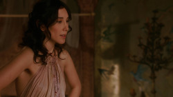 extant_GameOfThrones_2x03-WhatIsDeadMayNeverDie_1989