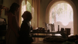 extant_GameOfThrones_2x03-WhatIsDeadMayNeverDie_2058