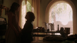 extant_GameOfThrones_2x03-WhatIsDeadMayNeverDie_2059