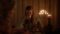 extant_GameOfThrones_2x03-WhatIsDeadMayNeverDie_2189