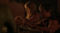extant_GameOfThrones_2x03-WhatIsDeadMayNeverDie_2195