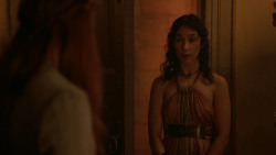 extant_GameOfThrones_2x03-WhatIsDeadMayNeverDie_2298