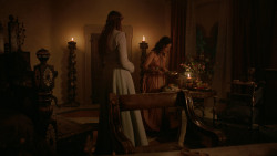 extant_GameOfThrones_2x03-WhatIsDeadMayNeverDie_2371