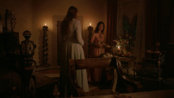 extant_GameOfThrones_2x03-WhatIsDeadMayNeverDie_2372