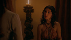 extant_GameOfThrones_2x03-WhatIsDeadMayNeverDie_2384