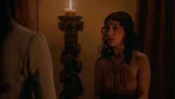 extant_GameOfThrones_2x03-WhatIsDeadMayNeverDie_2386