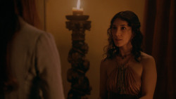 extant_GameOfThrones_2x03-WhatIsDeadMayNeverDie_2395