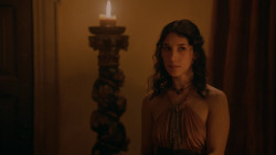 extant_GameOfThrones_2x03-WhatIsDeadMayNeverDie_2452