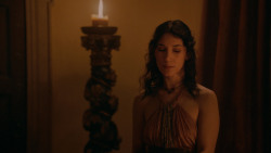 extant_GameOfThrones_2x03-WhatIsDeadMayNeverDie_2453