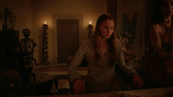 extant_GameOfThrones_2x03-WhatIsDeadMayNeverDie_2459