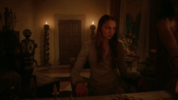 extant_GameOfThrones_2x03-WhatIsDeadMayNeverDie_2460