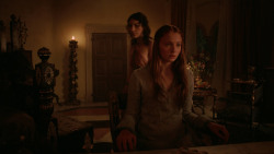 extant_GameOfThrones_2x03-WhatIsDeadMayNeverDie_2464