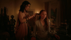 extant_GameOfThrones_2x03-WhatIsDeadMayNeverDie_2473