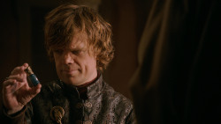 extant_GameOfThrones_2x03-WhatIsDeadMayNeverDie_2490