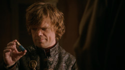 extant_GameOfThrones_2x03-WhatIsDeadMayNeverDie_2491