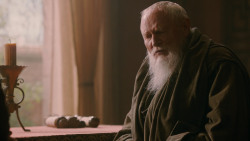 extant_GameOfThrones_2x03-WhatIsDeadMayNeverDie_2534