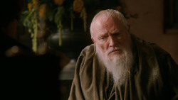 extant_GameOfThrones_2x03-WhatIsDeadMayNeverDie_2577