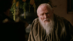extant_GameOfThrones_2x03-WhatIsDeadMayNeverDie_2579