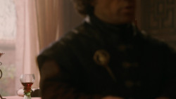 extant_GameOfThrones_2x03-WhatIsDeadMayNeverDie_2681