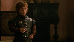 extant_GameOfThrones_2x03-WhatIsDeadMayNeverDie_2726