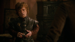 extant_GameOfThrones_2x03-WhatIsDeadMayNeverDie_2750