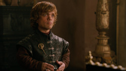 extant_GameOfThrones_2x03-WhatIsDeadMayNeverDie_2788