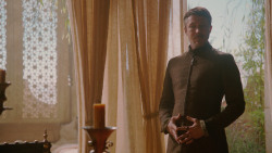 extant_GameOfThrones_2x03-WhatIsDeadMayNeverDie_2888