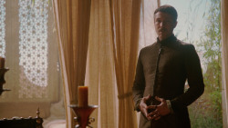 extant_GameOfThrones_2x03-WhatIsDeadMayNeverDie_2894