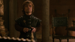 extant_GameOfThrones_2x03-WhatIsDeadMayNeverDie_2895