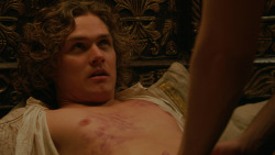 extant_GameOfThrones_2x03-WhatIsDeadMayNeverDie_2956