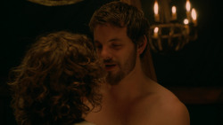 extant_GameOfThrones_2x03-WhatIsDeadMayNeverDie_3066